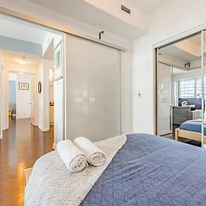 https://york-suites-5-toronto.hotelstorontoontario.org