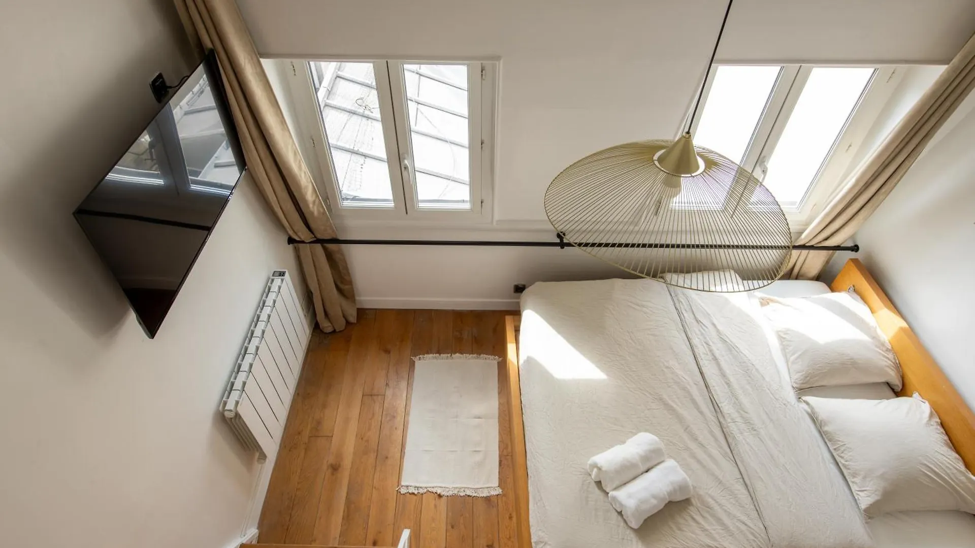 Geranimus 36B : Hearth Of Paris Apartment